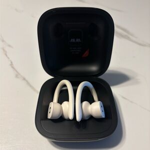 Beats by Dre White Earbud Headphones